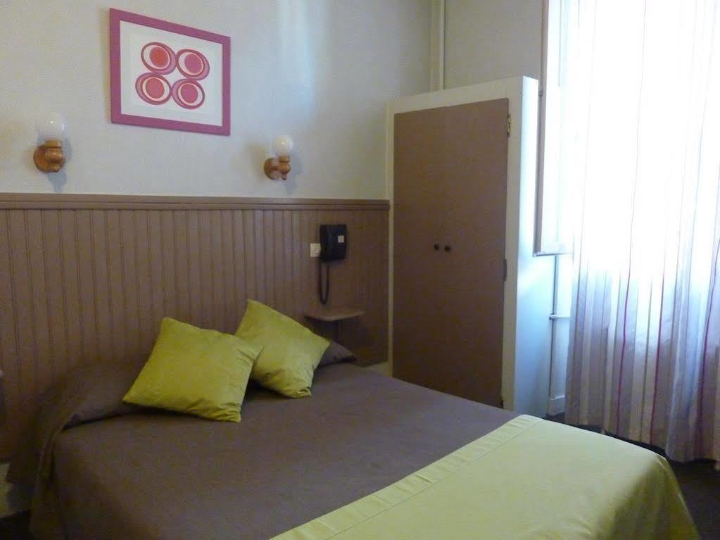 Gloria Hotel 2*